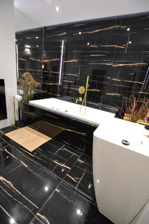 Apartament Gold Złotoryja Buitenkant foto